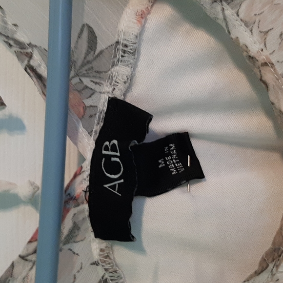 Top - Picture 4 of 5